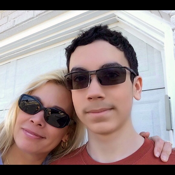 Meet your Posher, Sherillyn - Picture 1 of 1